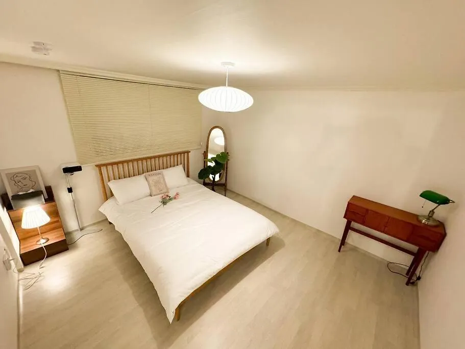 6Min To Mangwon Staion location
